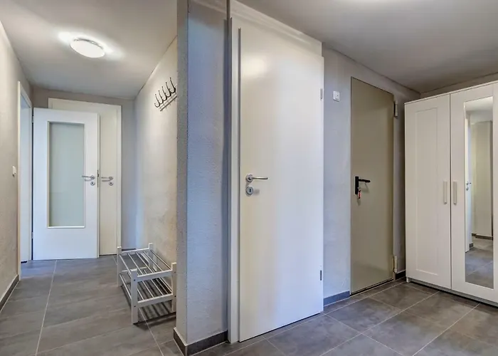 Haus N°9 *